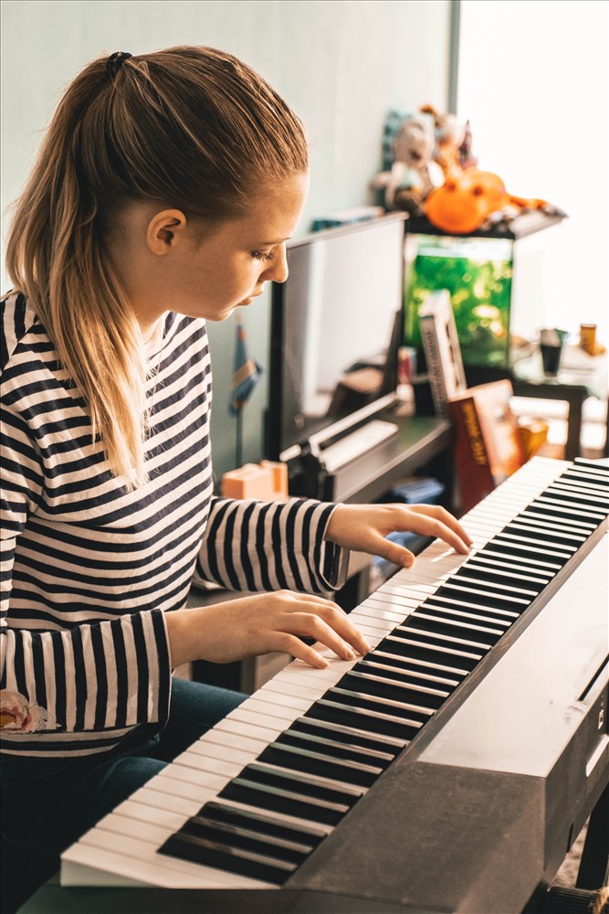 Découvrez tous les Avantages des Cours de Musique à Domicile